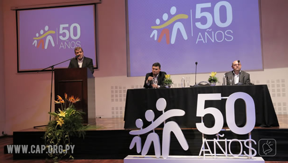 Banco Familiar celebró aniversario número 50