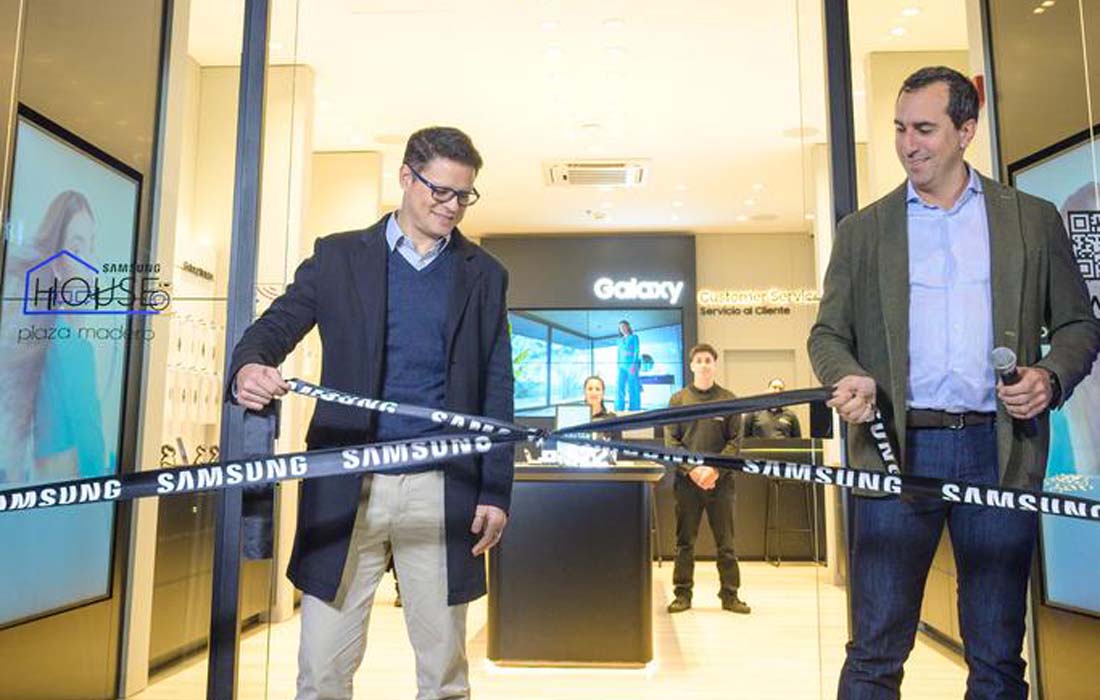 Apertura oficial de Samsung Store en Plaza Madero