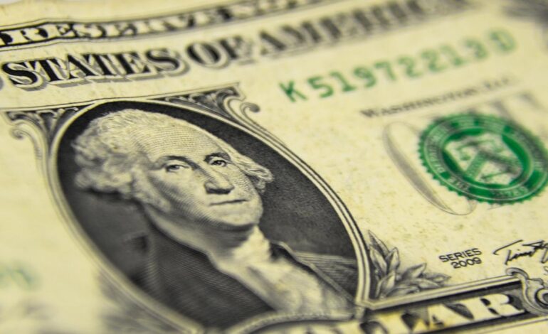 BCP libera el dólar, pese a su disparada en el mercado