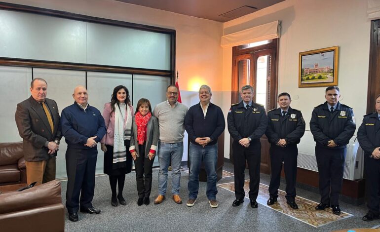 Reunión del Ministro del Interior con la Policía Nacional y Representantes del sector privado